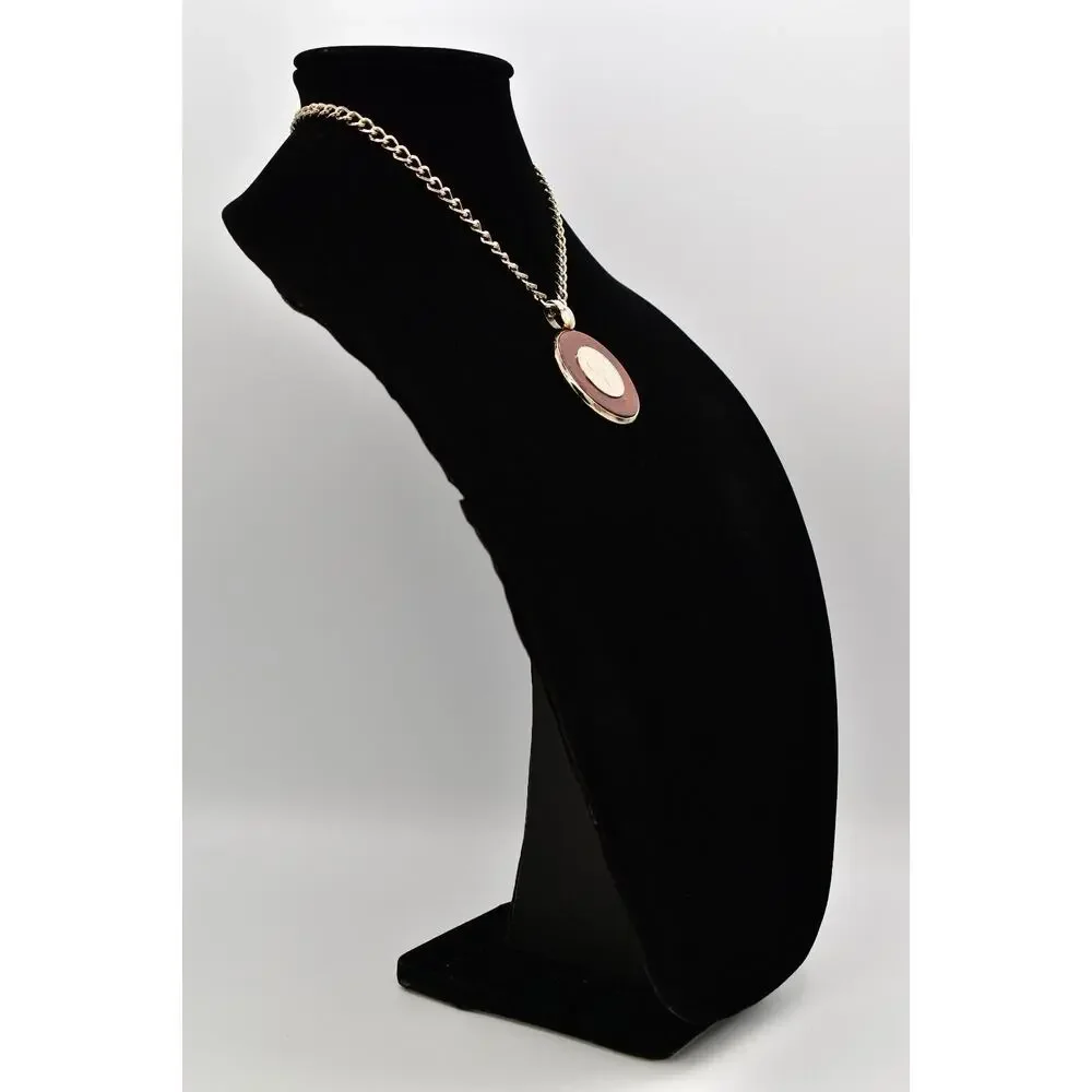 Vintage Elizabeth II Gratia Regina Pendant Necklace Gold Tone Chain Wood BinBD